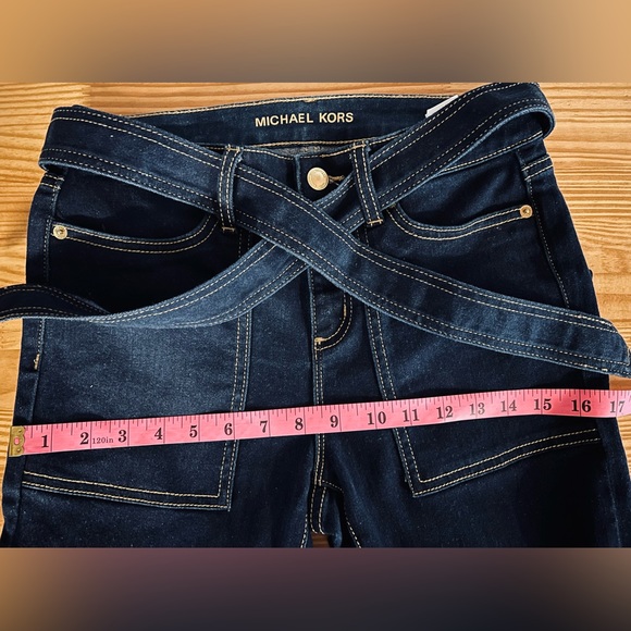 MK Michael Kors Dark Washed Selma Straight Leg zJesns with waist tie belt Size 2 - Picture 9 of 11